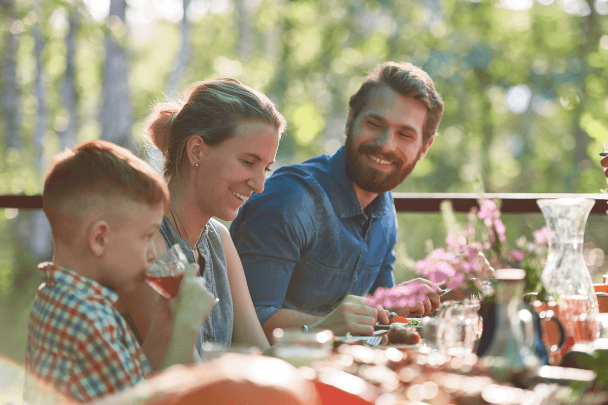 Sunday Funday Family Reset: 5 Fun Steps to Start the Week Stress-Free - Free Living Co