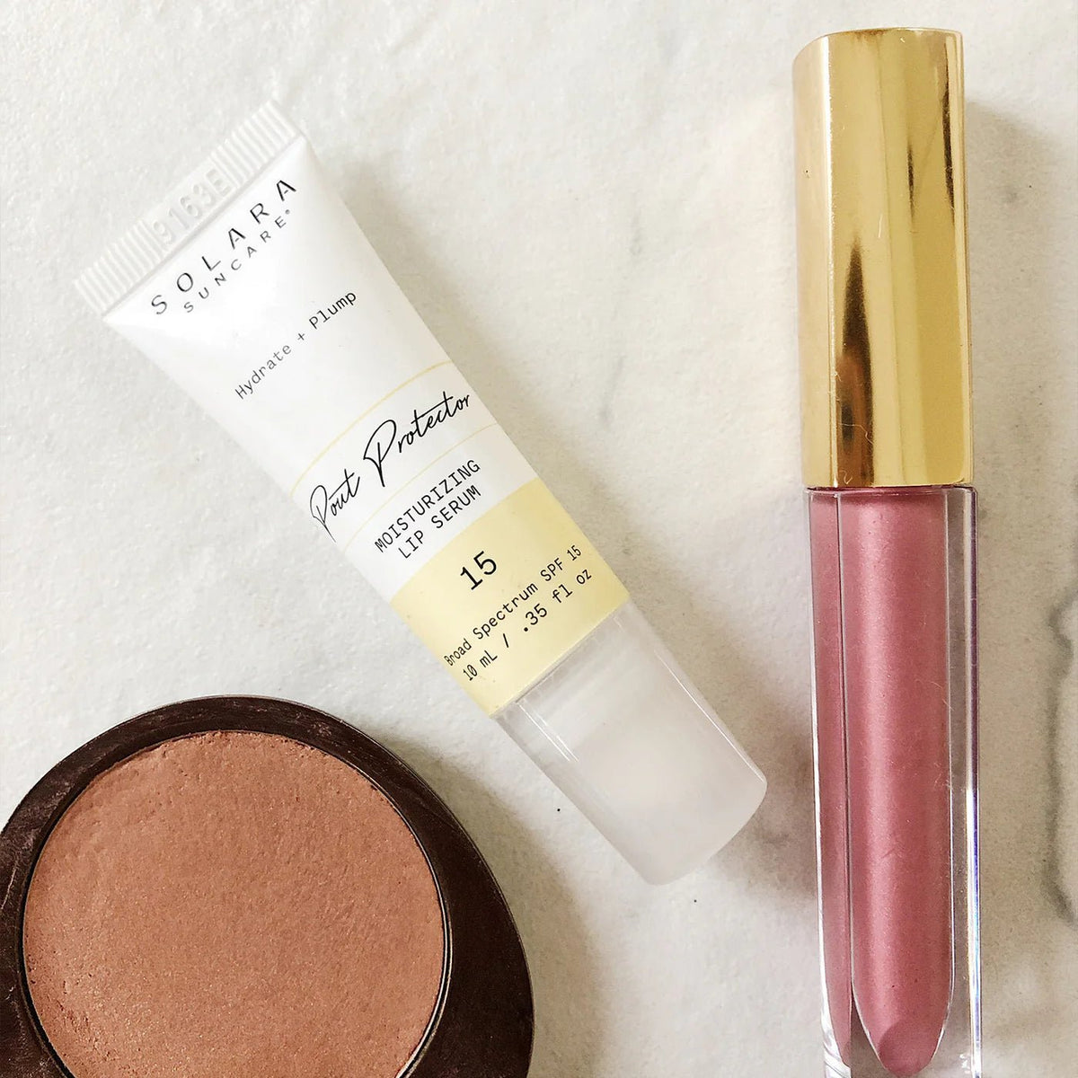 Pout Protector: moisturizing lip serum